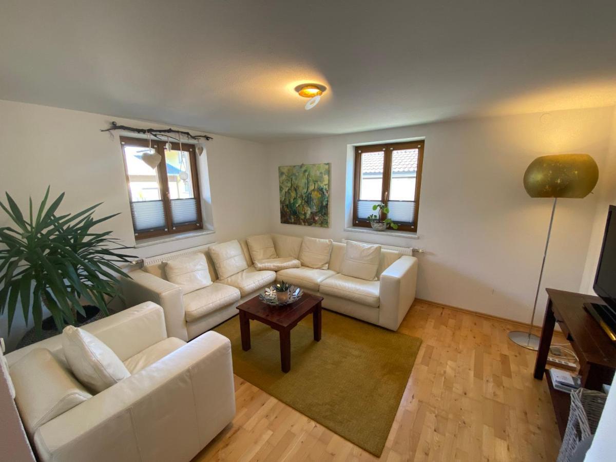 Zentral Gelegene Ferienwohnung In Saalfelden Luaran gambar